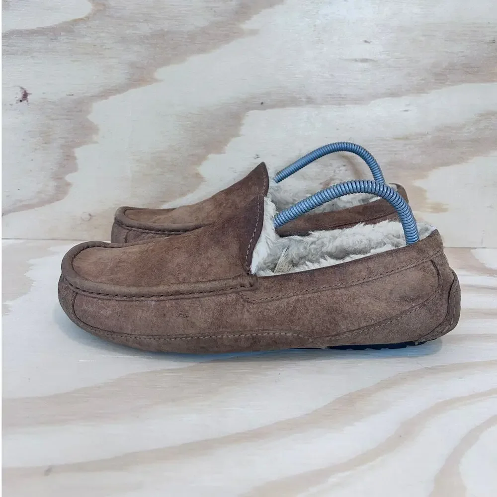 UGG Australia - Ascot - Moccasin Slipper - Brown - Men's - 9 - S/N 5775